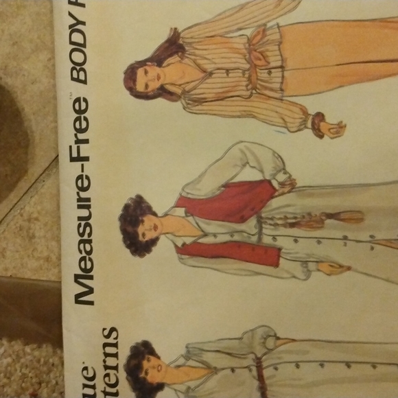 Vogue Sewing Pattern . - Picture 3 of 13